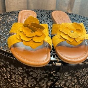 Flowered Sandals